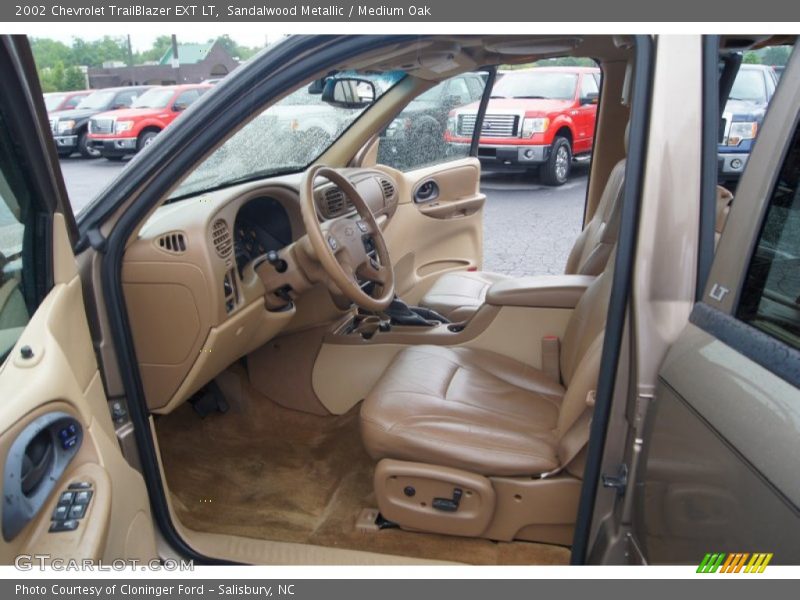 Sandalwood Metallic / Medium Oak 2002 Chevrolet TrailBlazer EXT LT