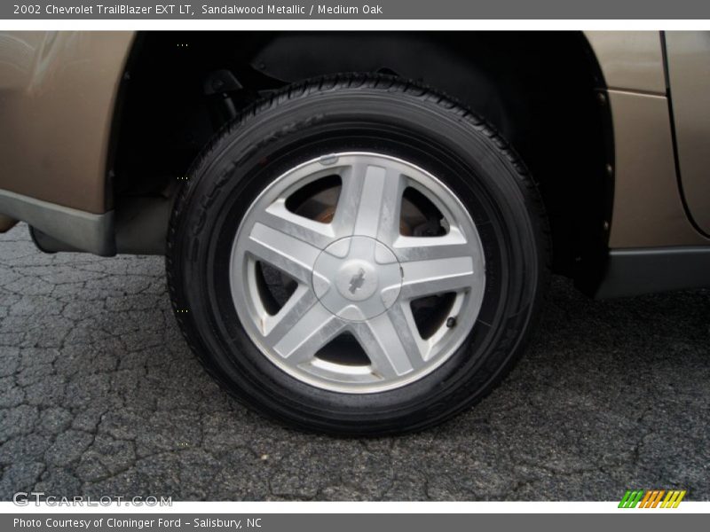 Sandalwood Metallic / Medium Oak 2002 Chevrolet TrailBlazer EXT LT