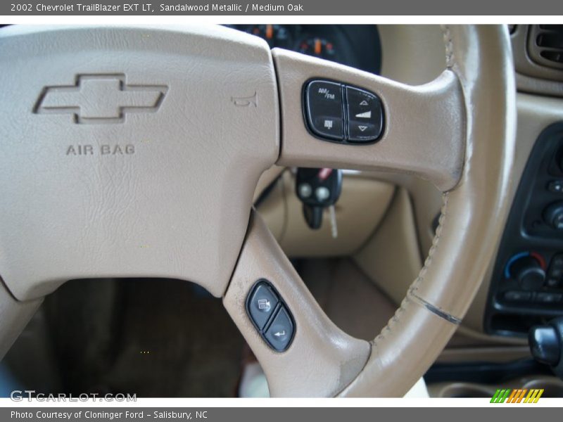 Sandalwood Metallic / Medium Oak 2002 Chevrolet TrailBlazer EXT LT