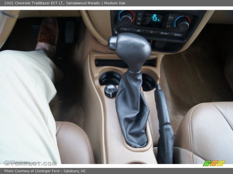 Sandalwood Metallic / Medium Oak 2002 Chevrolet TrailBlazer EXT LT