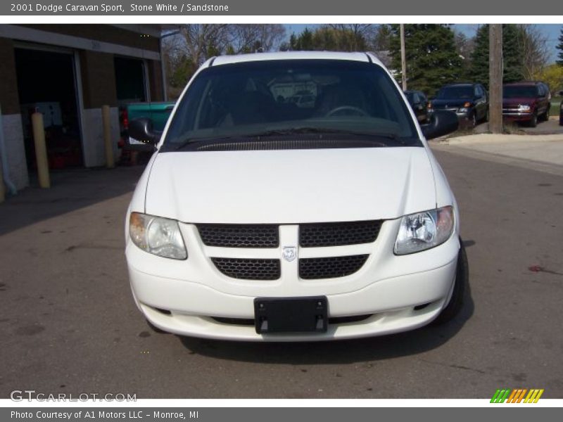 Stone White / Sandstone 2001 Dodge Caravan Sport