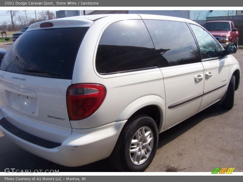 Stone White / Sandstone 2001 Dodge Caravan Sport