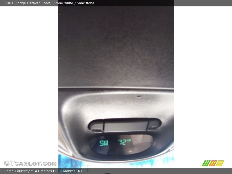Stone White / Sandstone 2001 Dodge Caravan Sport