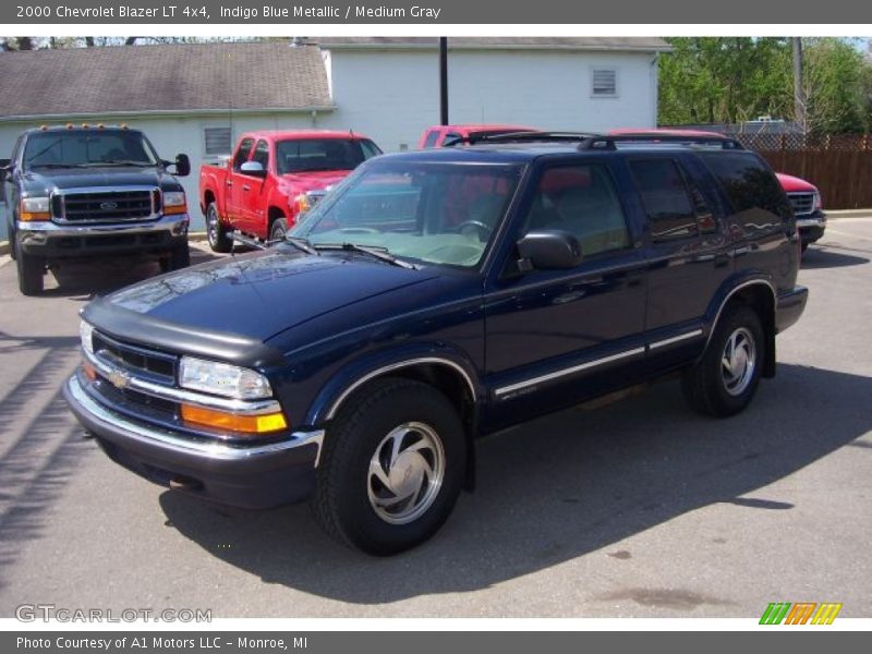 Indigo Blue Metallic / Medium Gray 2000 Chevrolet Blazer LT 4x4