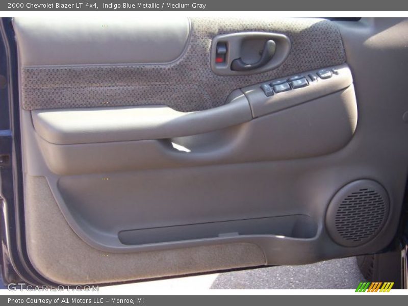 Indigo Blue Metallic / Medium Gray 2000 Chevrolet Blazer LT 4x4