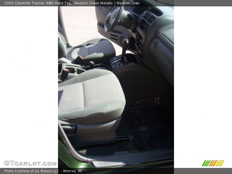 Medium Green Metallic / Medium Gray 2000 Chevrolet Tracker 4WD Hard Top