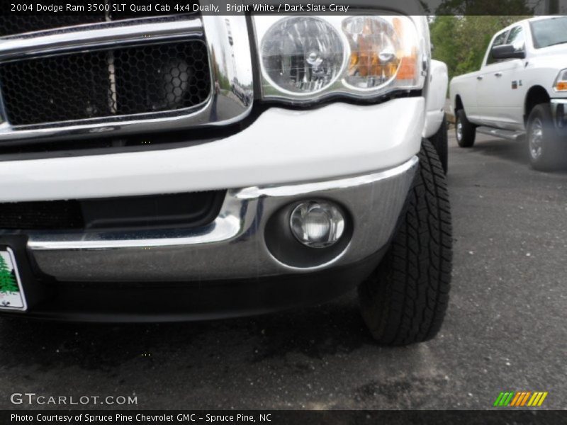 Bright White / Dark Slate Gray 2004 Dodge Ram 3500 SLT Quad Cab 4x4 Dually