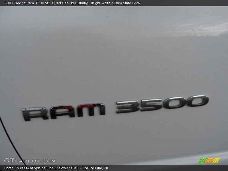 Bright White / Dark Slate Gray 2004 Dodge Ram 3500 SLT Quad Cab 4x4 Dually