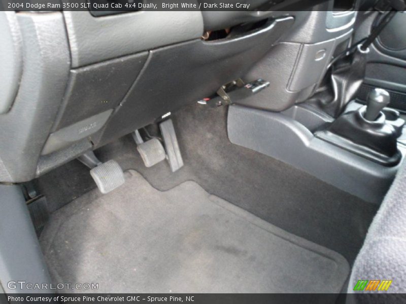Bright White / Dark Slate Gray 2004 Dodge Ram 3500 SLT Quad Cab 4x4 Dually