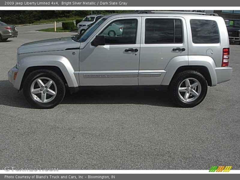 Bright Silver Metallic / Dark Slate Gray 2009 Jeep Liberty Limited 4x4