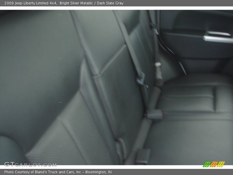 Bright Silver Metallic / Dark Slate Gray 2009 Jeep Liberty Limited 4x4