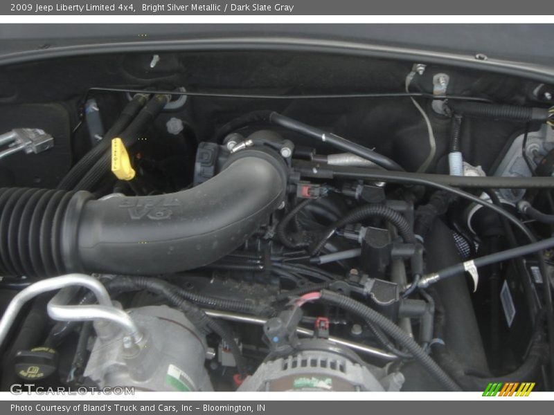 Bright Silver Metallic / Dark Slate Gray 2009 Jeep Liberty Limited 4x4