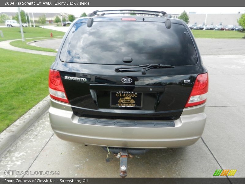 Ebony Black / Beige 2004 Kia Sorento EX 4WD