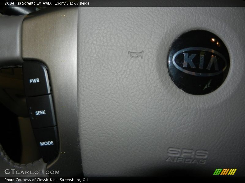 Ebony Black / Beige 2004 Kia Sorento EX 4WD