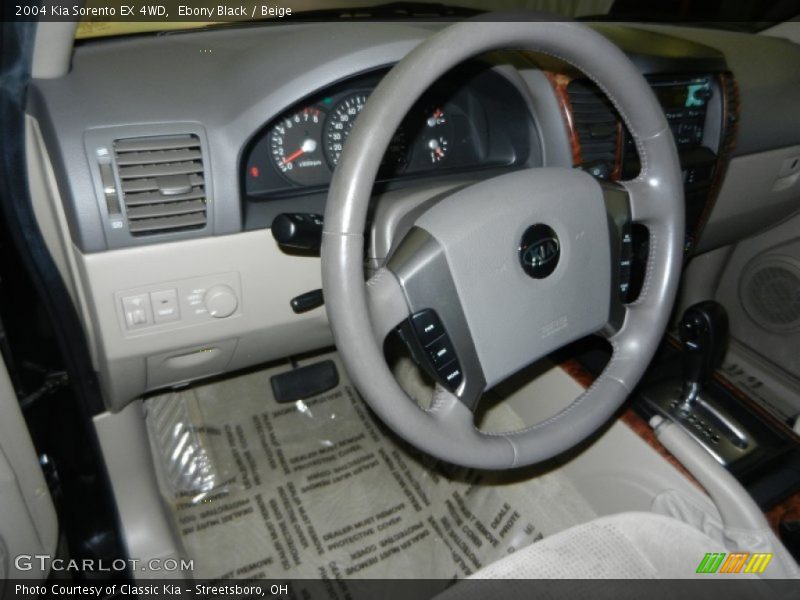 Ebony Black / Beige 2004 Kia Sorento EX 4WD