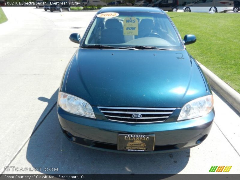 Evergreen / Gray 2002 Kia Spectra Sedan