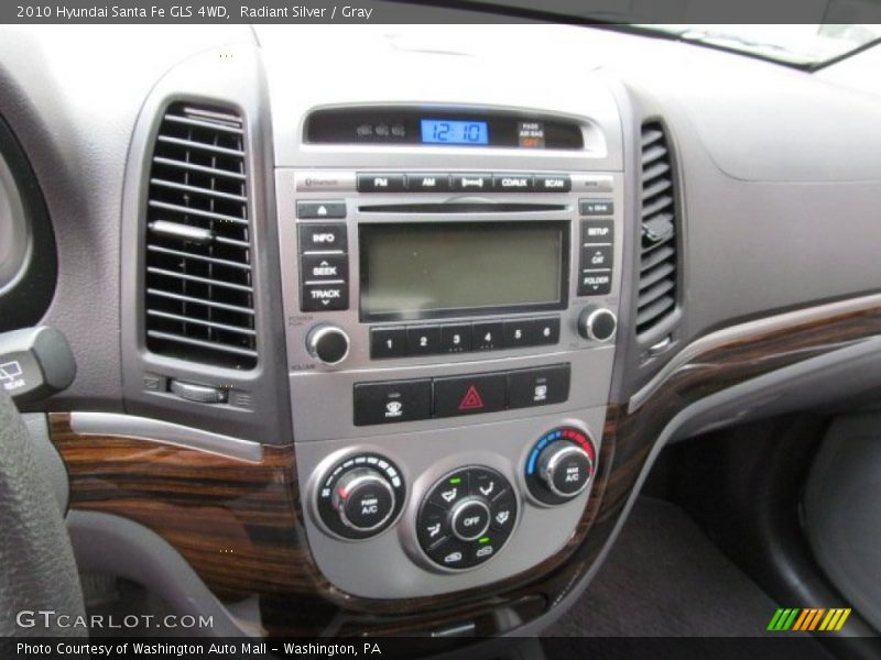 Radiant Silver / Gray 2010 Hyundai Santa Fe GLS 4WD