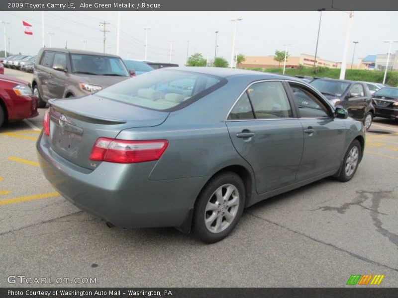 Aloe Green Metallic / Bisque 2009 Toyota Camry LE