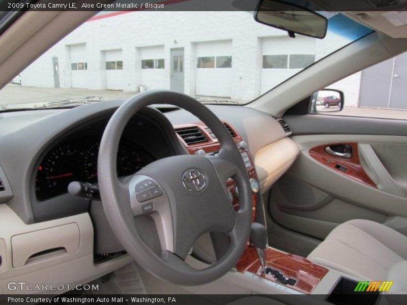 Aloe Green Metallic / Bisque 2009 Toyota Camry LE
