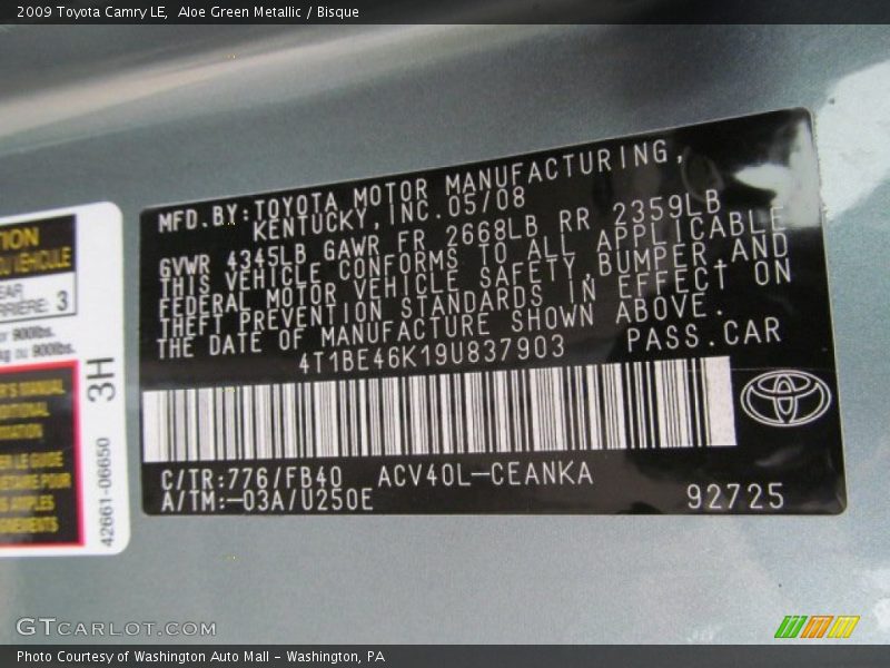 Aloe Green Metallic / Bisque 2009 Toyota Camry LE