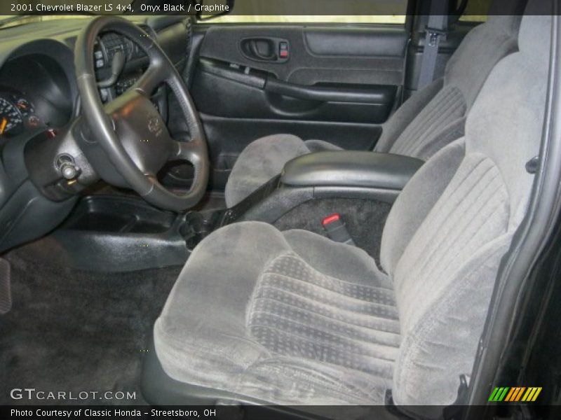 Onyx Black / Graphite 2001 Chevrolet Blazer LS 4x4