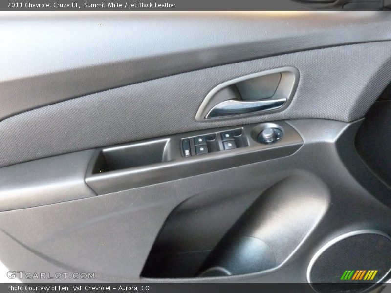 Summit White / Jet Black Leather 2011 Chevrolet Cruze LT