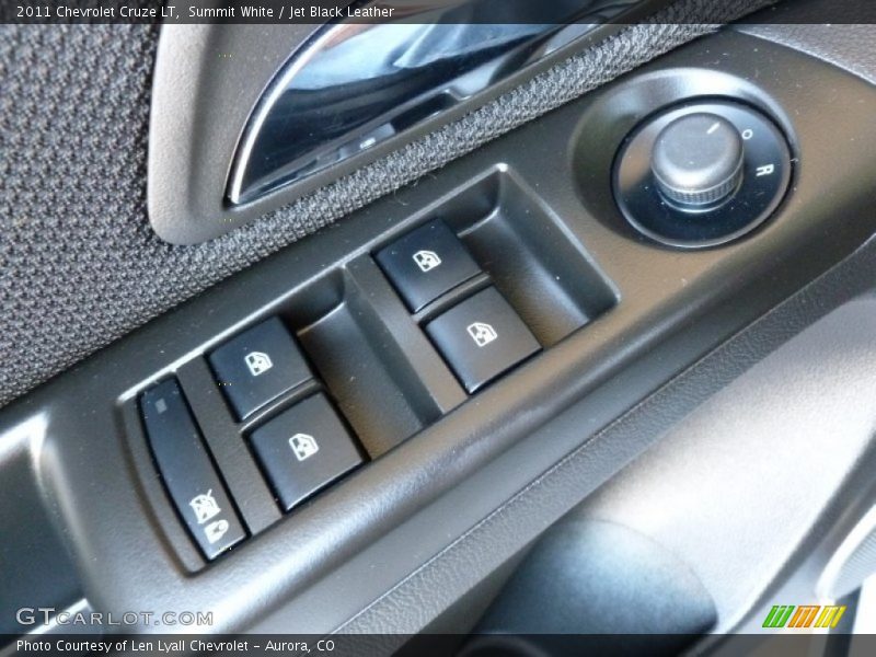 Summit White / Jet Black Leather 2011 Chevrolet Cruze LT