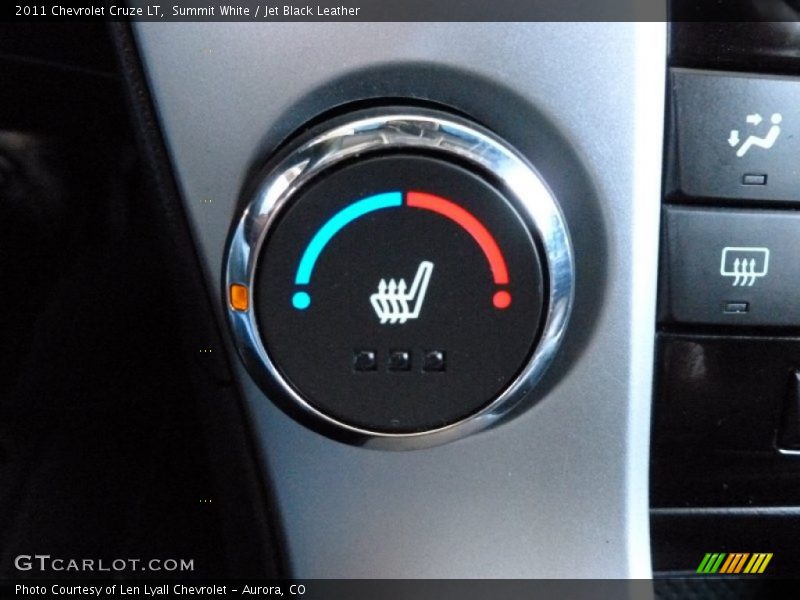 Summit White / Jet Black Leather 2011 Chevrolet Cruze LT