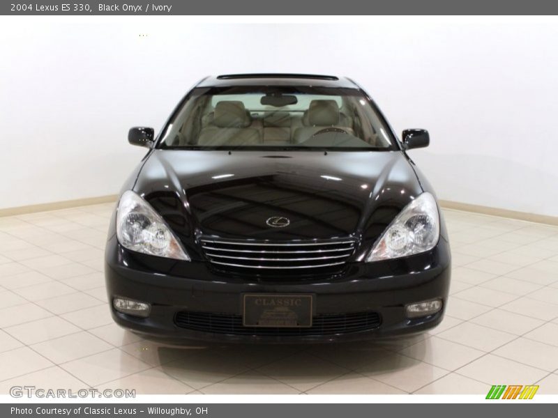 Black Onyx / Ivory 2004 Lexus ES 330