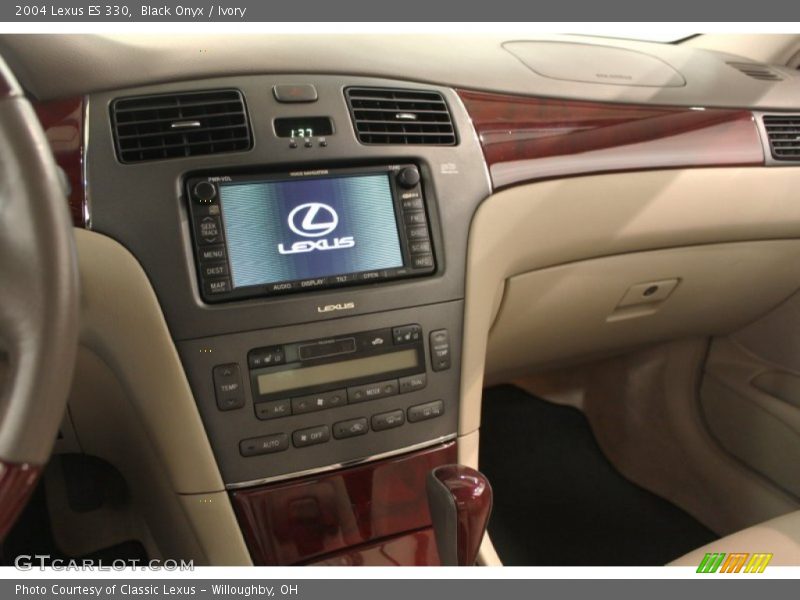 Black Onyx / Ivory 2004 Lexus ES 330