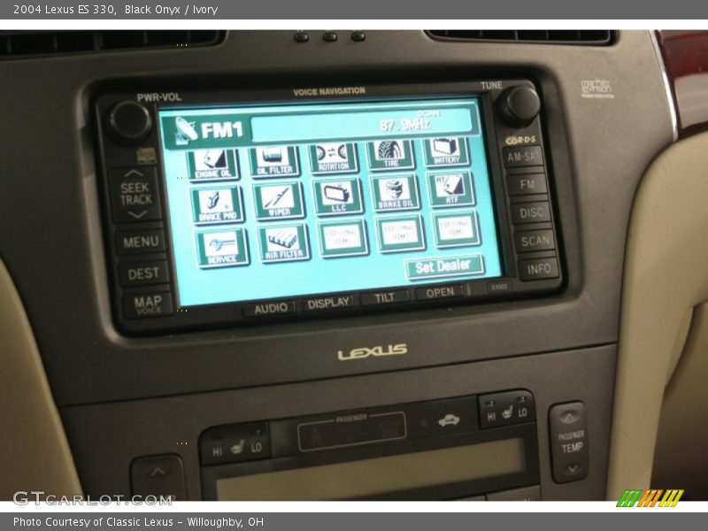 Black Onyx / Ivory 2004 Lexus ES 330