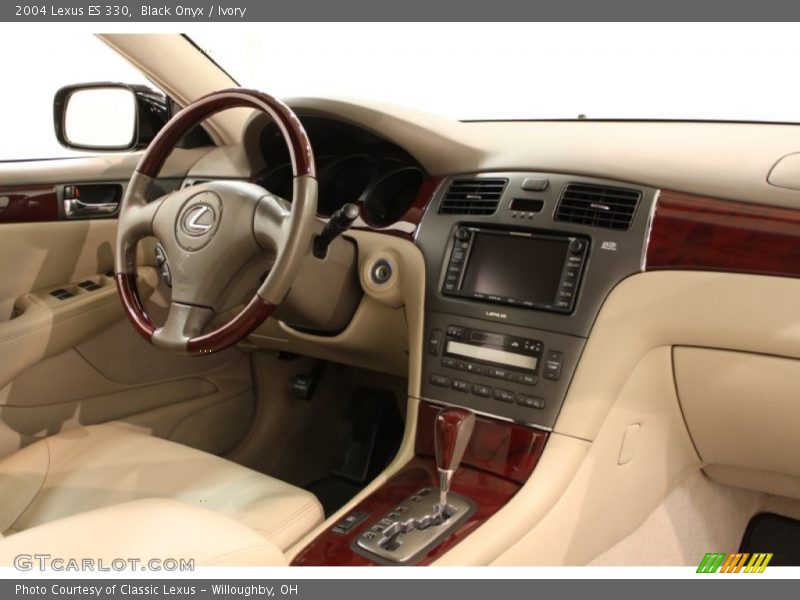 Black Onyx / Ivory 2004 Lexus ES 330