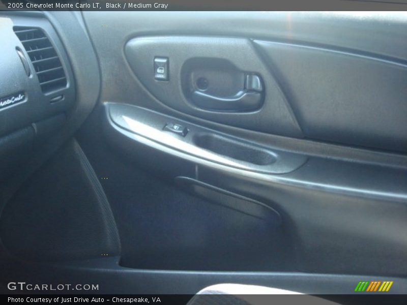 Black / Medium Gray 2005 Chevrolet Monte Carlo LT