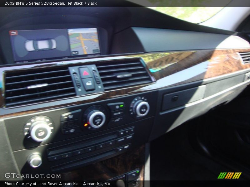 Jet Black / Black 2009 BMW 5 Series 528xi Sedan