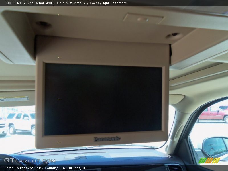 Gold Mist Metallic / Cocoa/Light Cashmere 2007 GMC Yukon Denali AWD