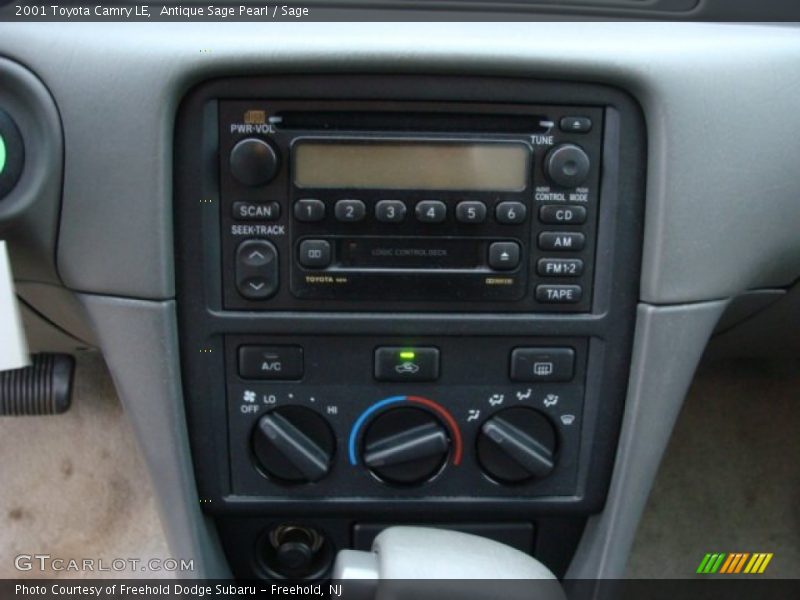 Antique Sage Pearl / Sage 2001 Toyota Camry LE