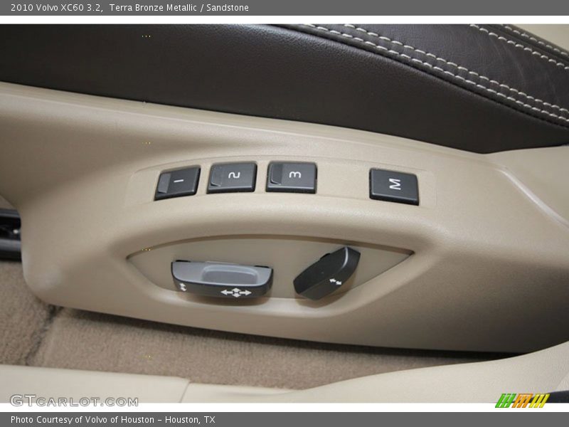 Terra Bronze Metallic / Sandstone 2010 Volvo XC60 3.2