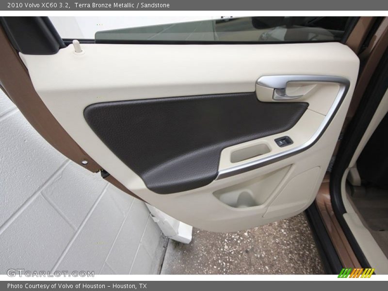 Terra Bronze Metallic / Sandstone 2010 Volvo XC60 3.2