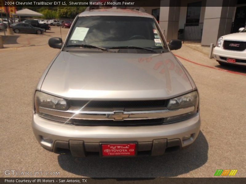 Silverstone Metallic / Medium Pewter 2004 Chevrolet TrailBlazer EXT LS