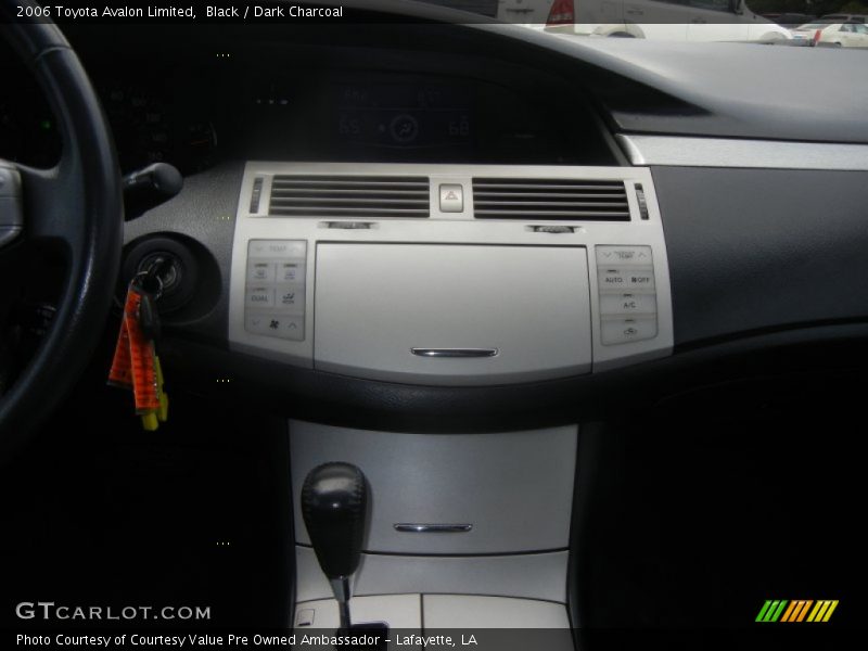 Black / Dark Charcoal 2006 Toyota Avalon Limited