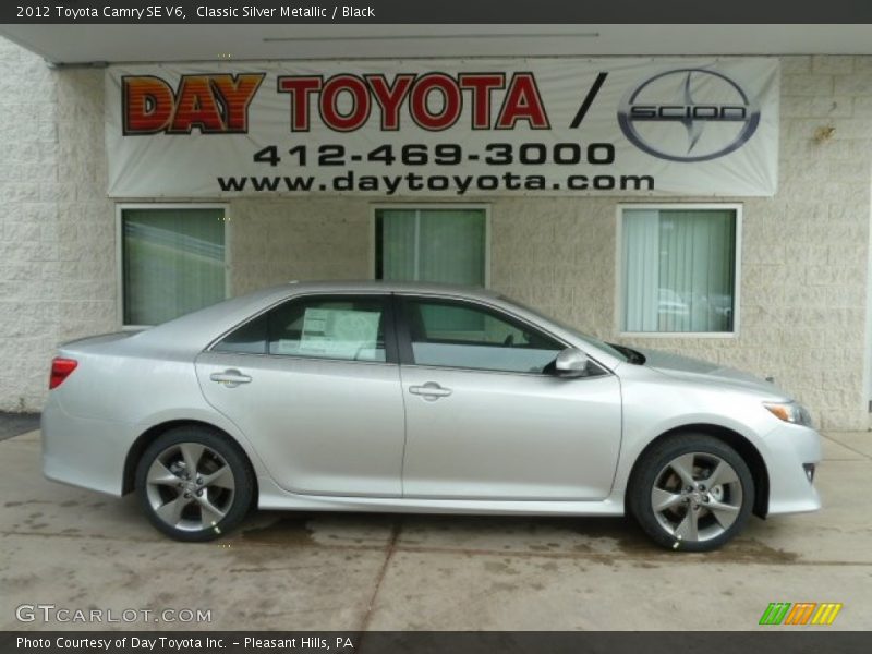 Classic Silver Metallic / Black 2012 Toyota Camry SE V6