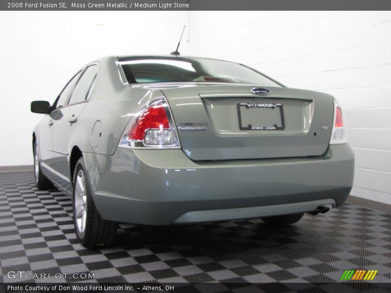Moss Green Metallic / Medium Light Stone 2008 Ford Fusion SE