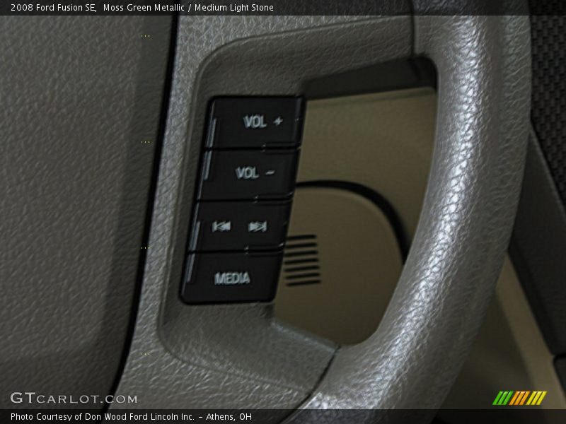Moss Green Metallic / Medium Light Stone 2008 Ford Fusion SE