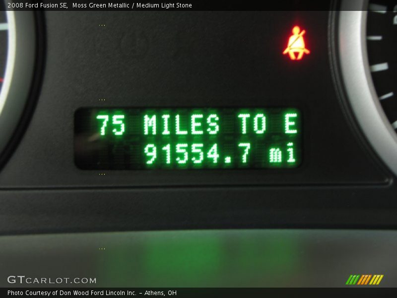 Moss Green Metallic / Medium Light Stone 2008 Ford Fusion SE