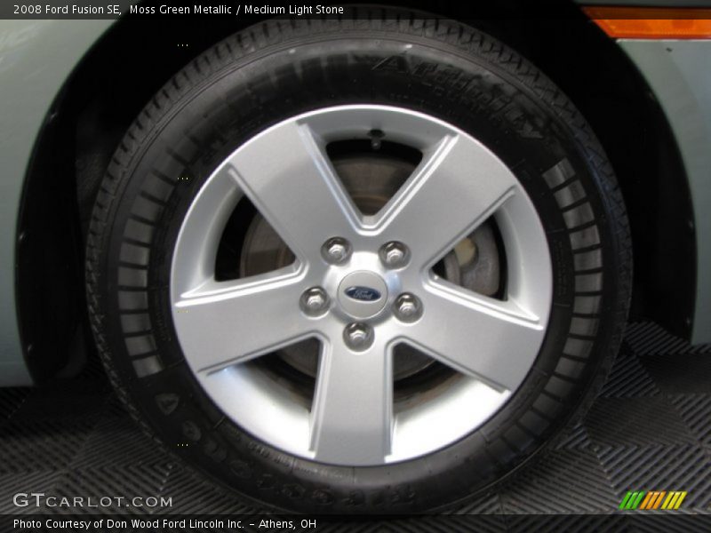Moss Green Metallic / Medium Light Stone 2008 Ford Fusion SE
