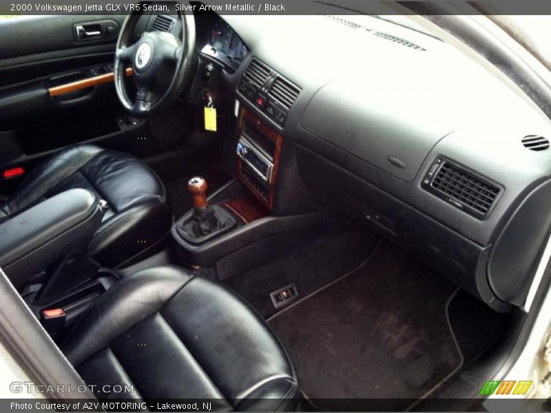 Silver Arrow Metallic / Black 2000 Volkswagen Jetta GLX VR6 Sedan
