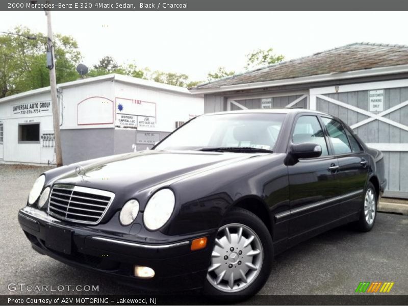 Black / Charcoal 2000 Mercedes-Benz E 320 4Matic Sedan