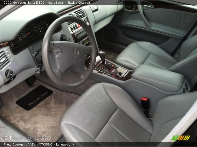 Black / Charcoal 2000 Mercedes-Benz E 320 4Matic Sedan