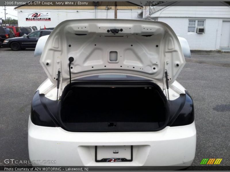 Ivory White / Ebony 2006 Pontiac G6 GTP Coupe