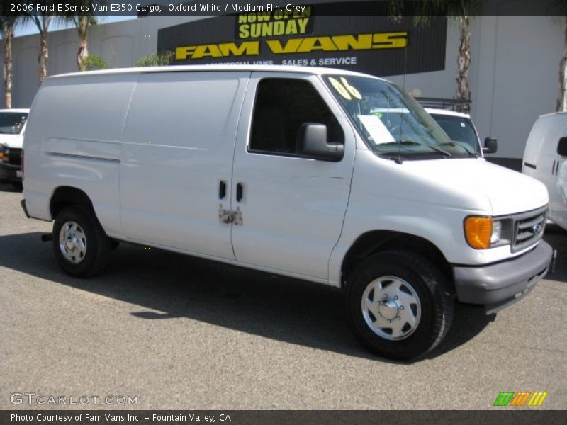 Oxford White / Medium Flint Grey 2006 Ford E Series Van E350 Cargo